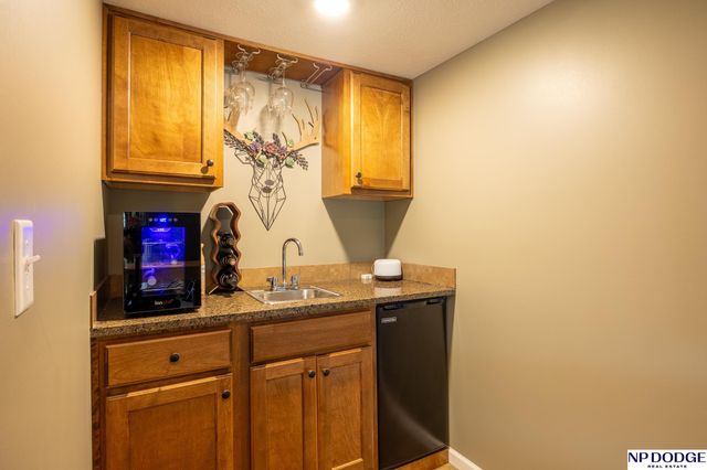 2725 Hoy Street, Lincoln, NE 68516