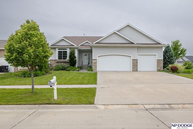 2725 Hoy Street, Lincoln, NE 68516