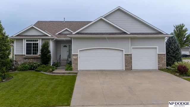 2725 Hoy Street, Lincoln, NE 68516