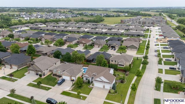 2725 Hoy Street, Lincoln, NE 68516