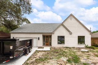 1918 Spillers Lane, Houston, TX 77043