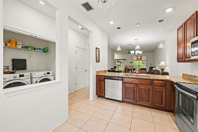 1112 HILLHURST DRIVE, Wesley Chapel, FL 33543