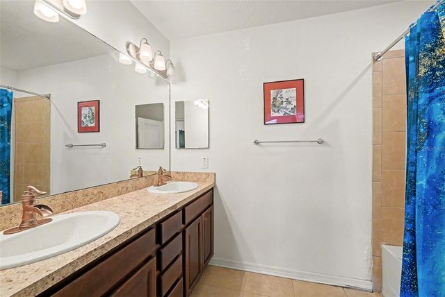 1112 HILLHURST DRIVE, Wesley Chapel, FL 33543