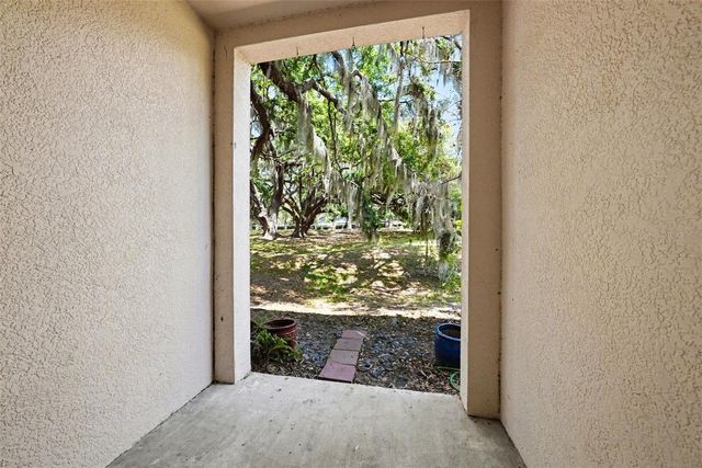 1112 HILLHURST DRIVE, Wesley Chapel, FL 33543