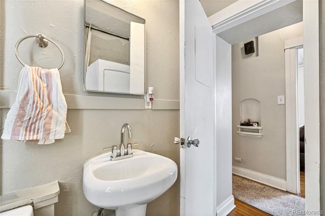 478 N Logan Street, Denver, CO 80203