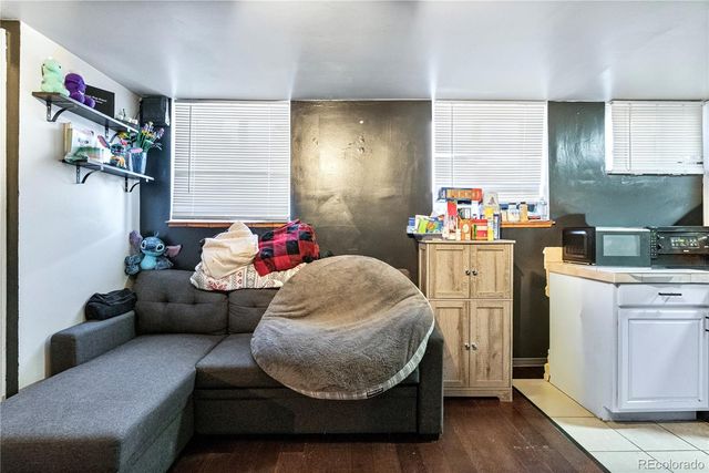 478 N Logan Street, Denver, CO 80203