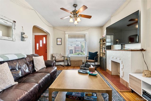 478 N Logan Street, Denver, CO 80203