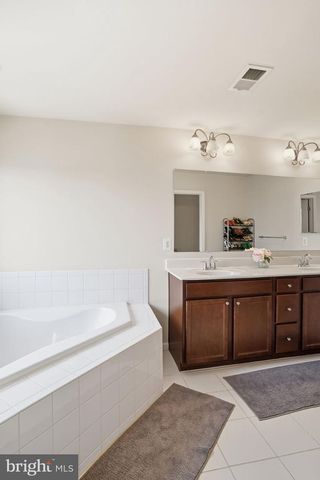 8628 RED ROCK LN, Laurel, MD 20724