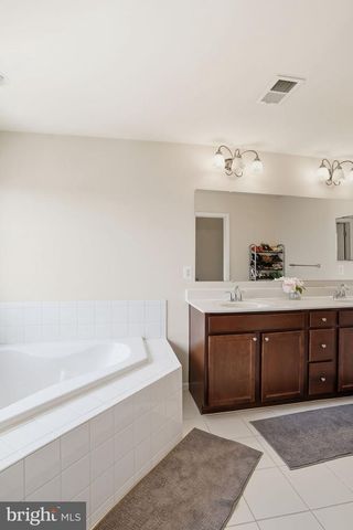 8628 RED ROCK LN, Laurel, MD 20724