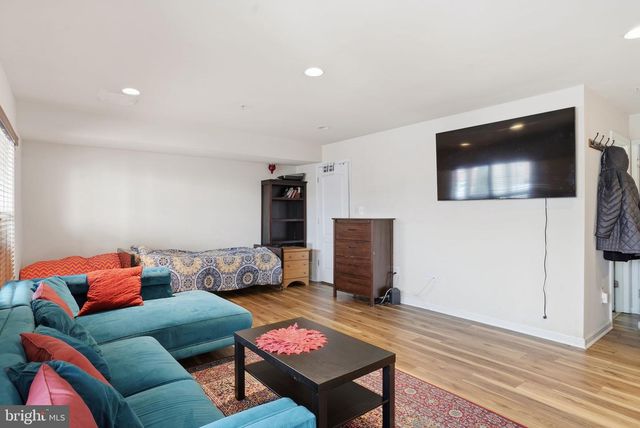 8628 RED ROCK LN, Laurel, MD 20724