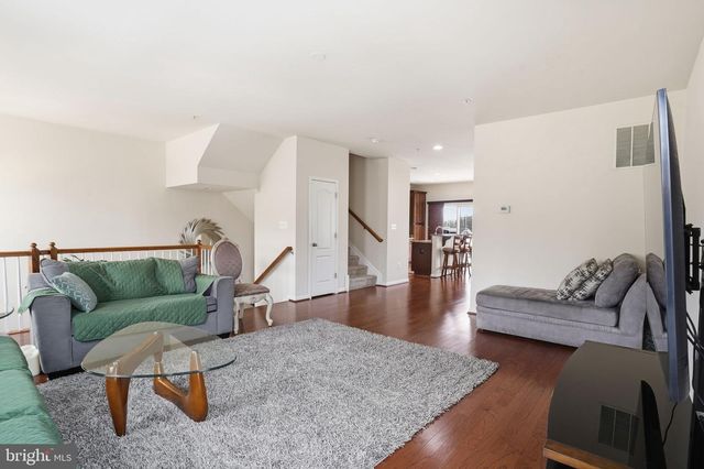 8628 RED ROCK LN, Laurel, MD 20724