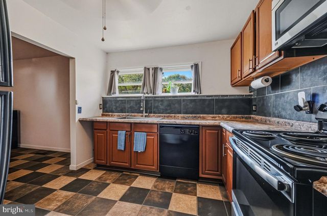 4527 S JANE WAY, Wilmington, DE 19804