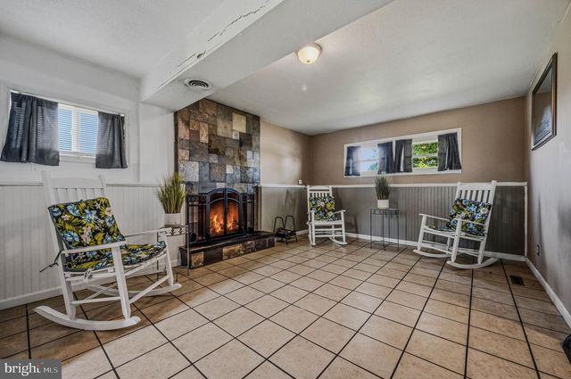 4527 S JANE WAY, Wilmington, DE 19804