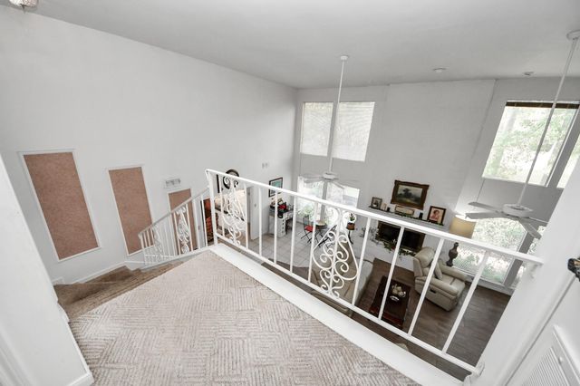 17 Winged Foot Drive, Conroe, TX 77304