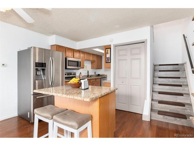 857 S Van Gordon Ct B106, Lakewood, CO 80228