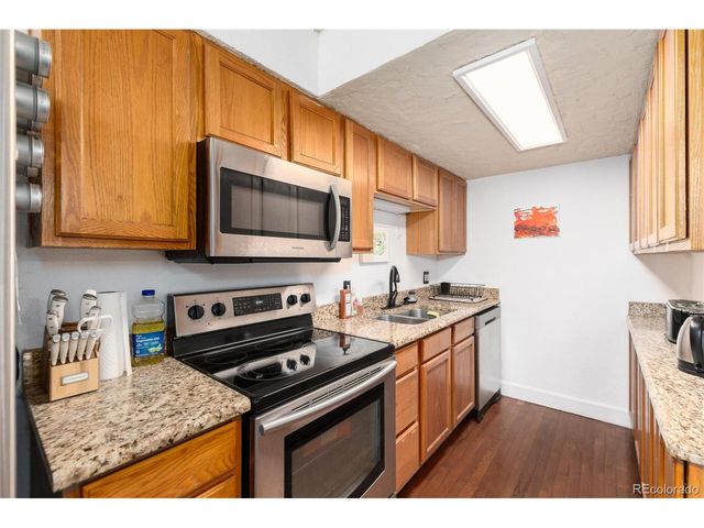 857 S Van Gordon Ct B106, Lakewood, CO 80228