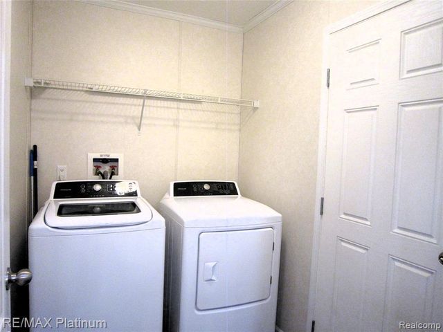 5615 Cherokee Bend Bend, Howell, MI 48843