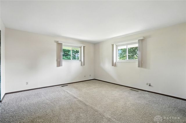 4516 Rean Meadow Drive, Kettering, OH 45440