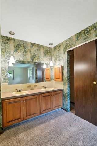 4516 Rean Meadow Drive, Kettering, OH 45440