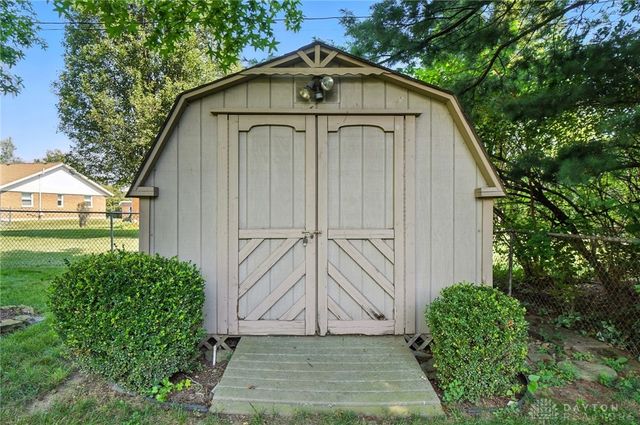 4516 Rean Meadow Drive, Kettering, OH 45440