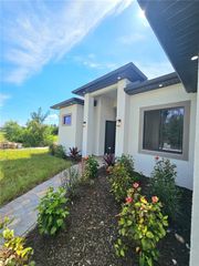 1124 NW 31st AVE, Cape Coral, FL 33993