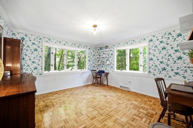 64 Cambridge Cir, Longmeadow, MA 01106