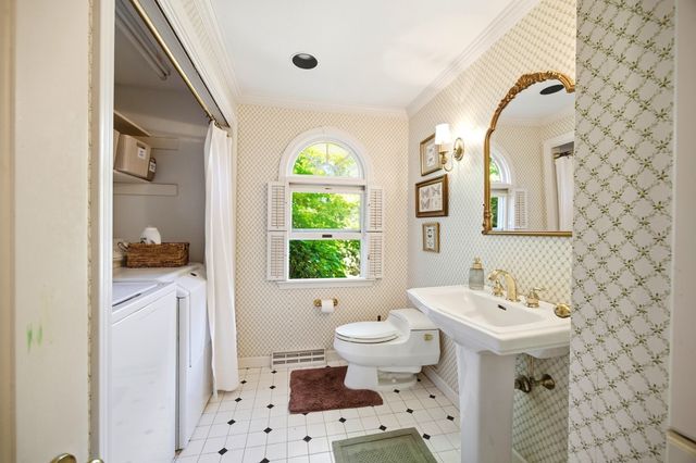64 Cambridge Cir, Longmeadow, MA 01106