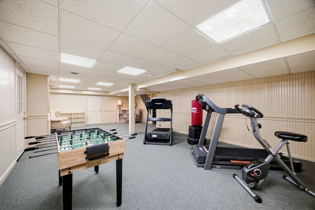 64 Cambridge Cir, Longmeadow, MA 01106
