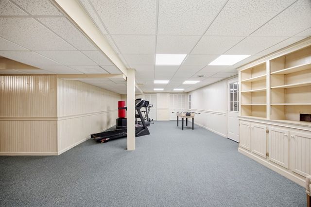 64 Cambridge Cir, Longmeadow, MA 01106