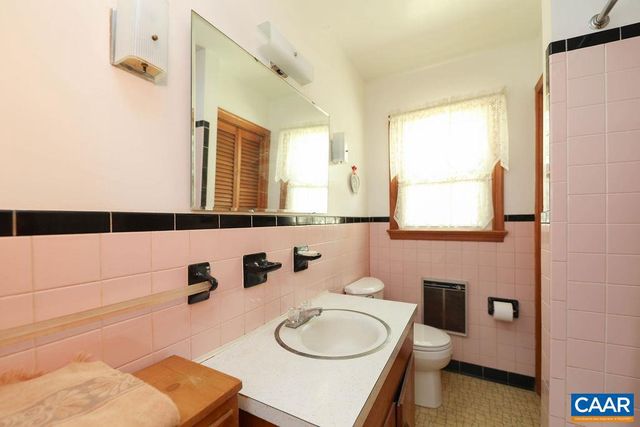 6928 BLACKWELLS HOLLOW RD, Crozet, VA 22932