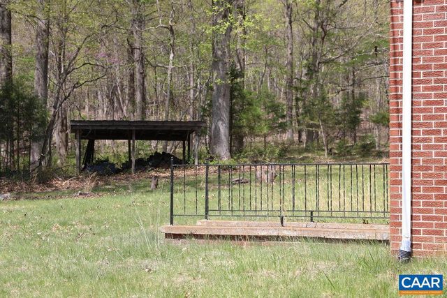 6928 BLACKWELLS HOLLOW RD, Crozet, VA 22932