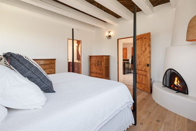 1026 Stagecoach Road, Santa Fe, NM 87501