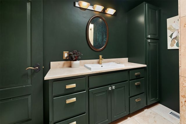 1026 Stagecoach Road, Santa Fe, NM 87501