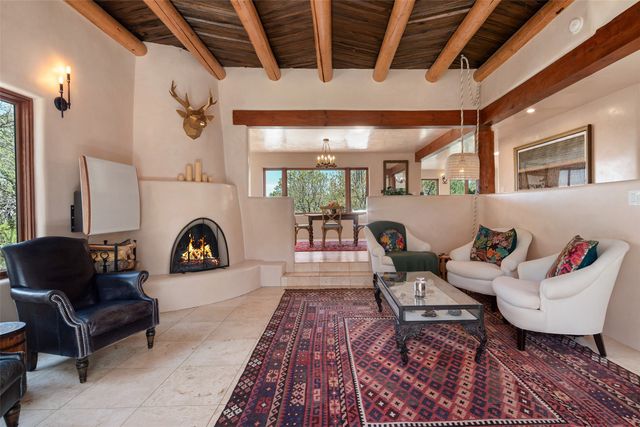 1026 Stagecoach Road, Santa Fe, NM 87501