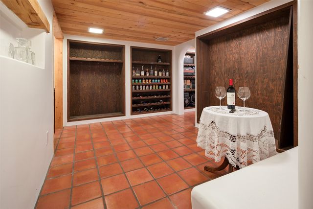 1026 Stagecoach Road, Santa Fe, NM 87501