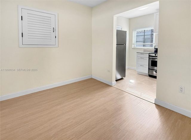 215 Sidonia Ave, Coral Gables, FL 33134