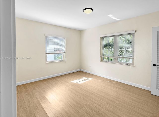 215 Sidonia Ave, Coral Gables, FL 33134