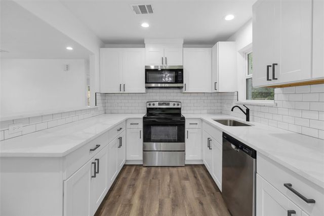179 Mill Street, Willis, TX 77378