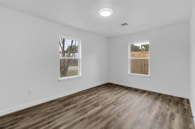 179 Mill Street, Willis, TX 77378