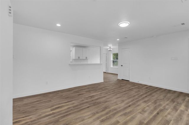 179 Mill Street, Willis, TX 77378