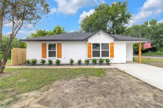 179 Mill Street, Willis, TX 77378