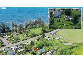99005 W FREEMAN Ln, Brookings, OR 97415