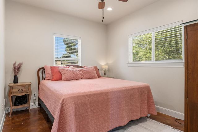 2150 County Road 282, Liberty Hill, TX 78642
