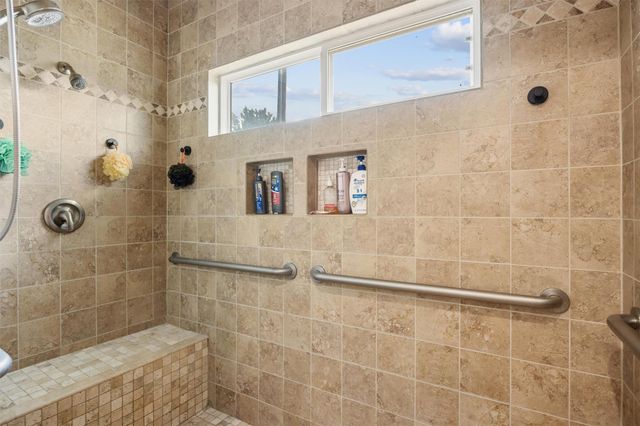 2150 County Road 282, Liberty Hill, TX 78642