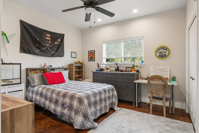2150 County Road 282, Liberty Hill, TX 78642