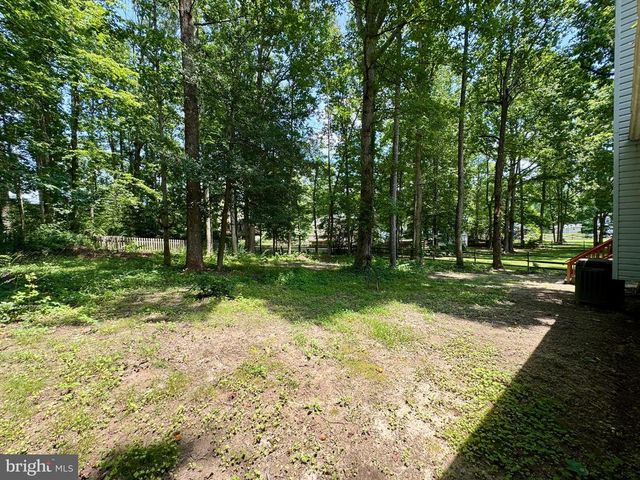 607 STONEWALL LN, Fredericksburg, VA 22407