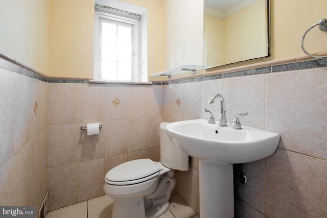 427 COTSWOLD LN, Wynnewood, PA 19096