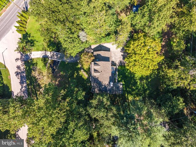 427 COTSWOLD LN, Wynnewood, PA 19096