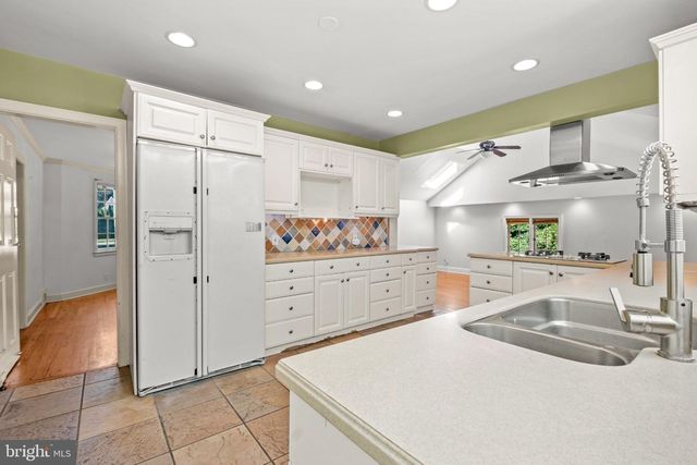 427 COTSWOLD LN, Wynnewood, PA 19096