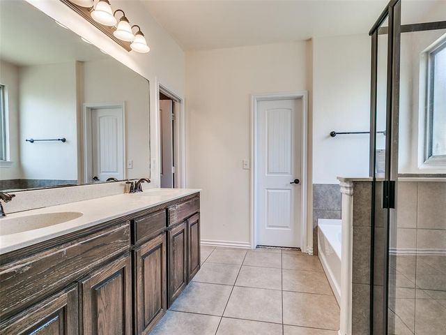 15500 Blue Jay Drive, Edmond, OK 73013